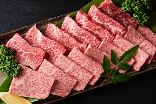 「精肉」と「生肉」のお肉の違いとは？分かりやすく徹底解説します！サムネイル